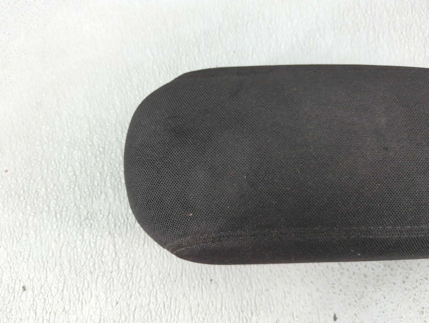 2015-2017 Jeep Renegade Center Console Armrest Cover Lid Fits Fits 2015 2016 2017 OEM Used Auto Parts - Oemusedautoparts1.co