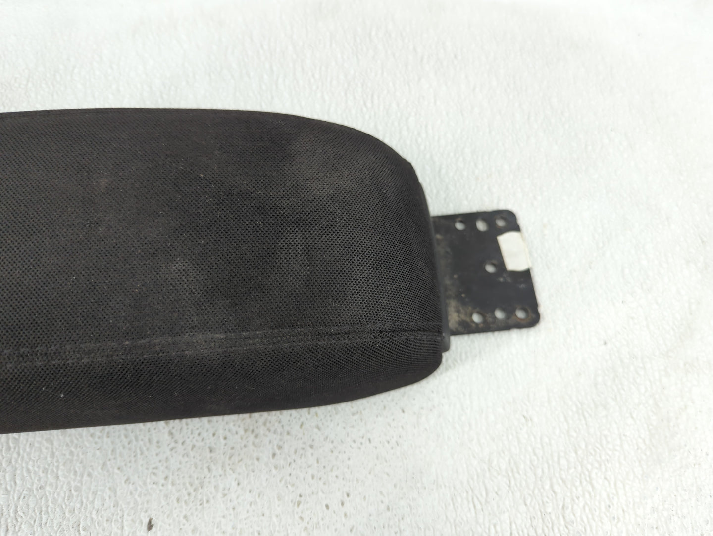 2015-2017 Jeep Renegade Center Console Armrest Cover Lid Fits Fits 2015 2016 2017 OEM Used Auto Parts - Oemusedautoparts1.co