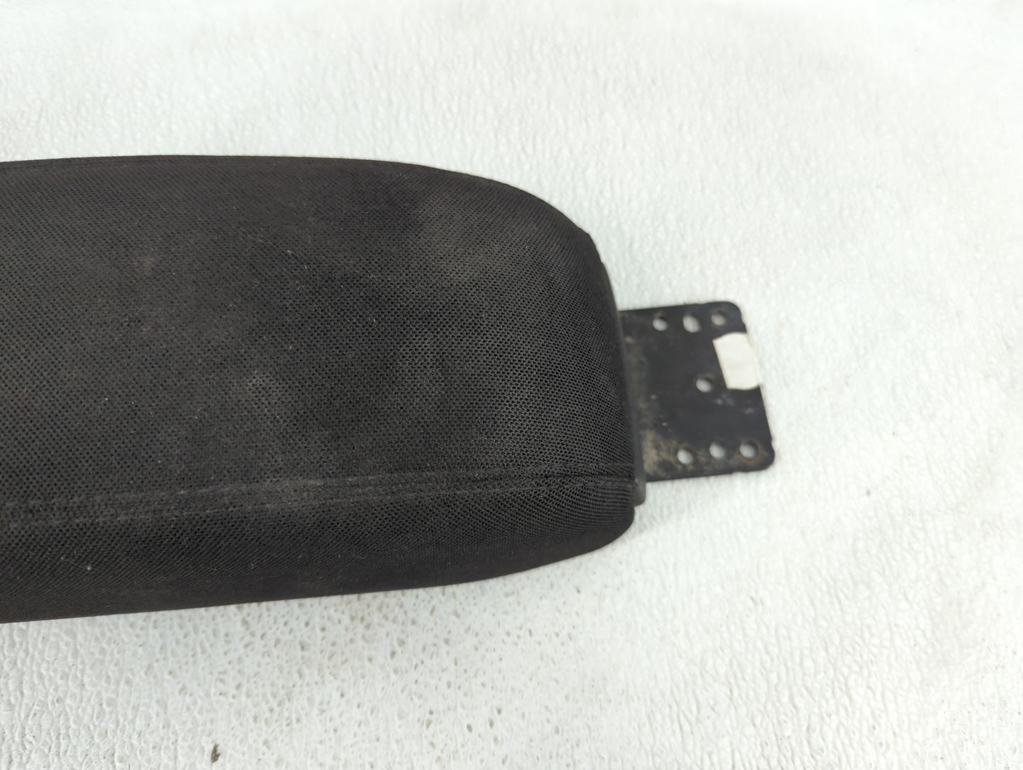 2015-2017 Jeep Renegade Center Console Armrest Cover Lid Fits Fits 2015 2016 2017 OEM Used Auto Parts - Oemusedautoparts1.co