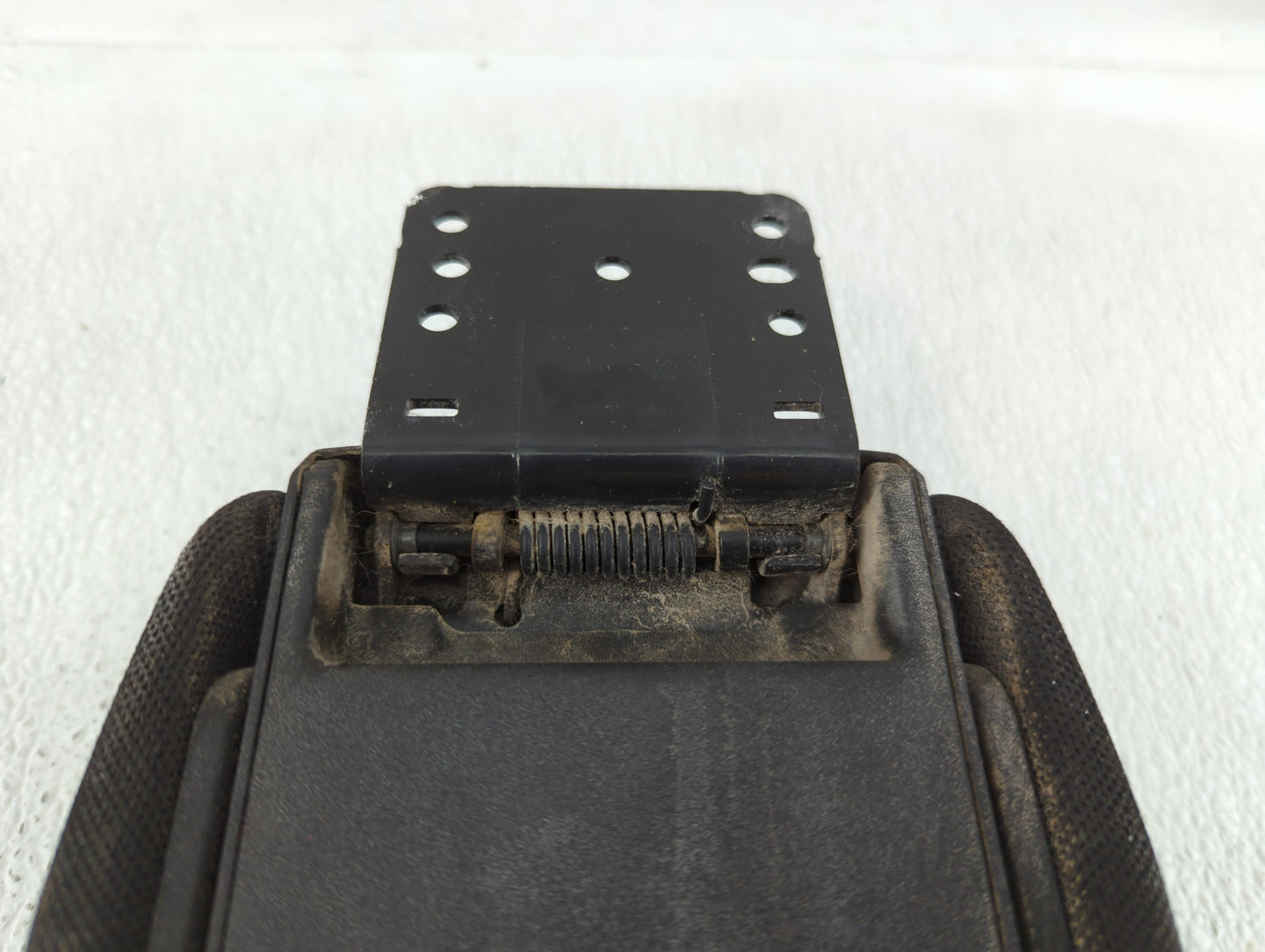 2015-2017 Jeep Renegade Center Console Armrest Cover Lid Fits Fits 2015 2016 2017 OEM Used Auto Parts - Oemusedautoparts1.co