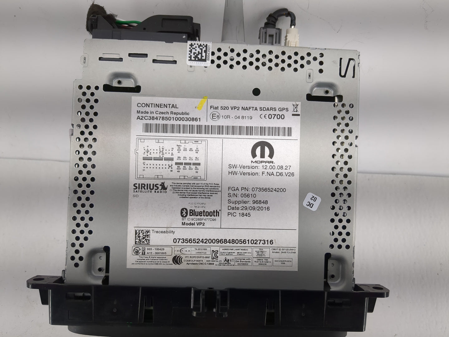 2015-2017 Jeep Renegade Radio AM FM Cd Player Receiver Replacement P/N:E810R-048119 Fits Fits 2015 2016 2017 OEM Used Auto P