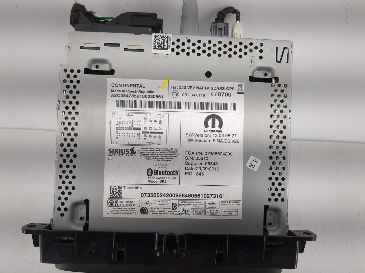 2015-2017 Jeep Renegade Radio AM FM Cd Player Receiver Replacement P/N:E810R-048119 Fits Fits 2015 2016 2017 OEM Used Auto P