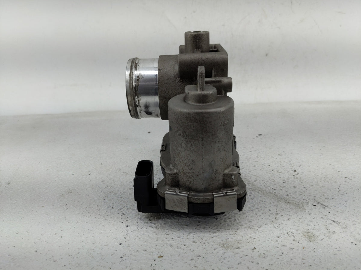 2015-2018 Jeep Renegade Throttle Body Fits Fits 2015 2016 2017 2018 OEM Used Auto Parts - Oemusedautoparts1.com