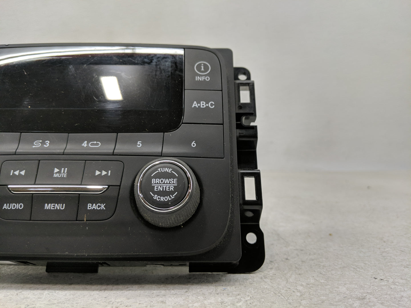 2015-2017 Jeep Renegade Radio AM FM Cd Player Receiver Replacement Fits Fits 2015 2016 2017 OEM Used Auto Parts - Oemusedaut