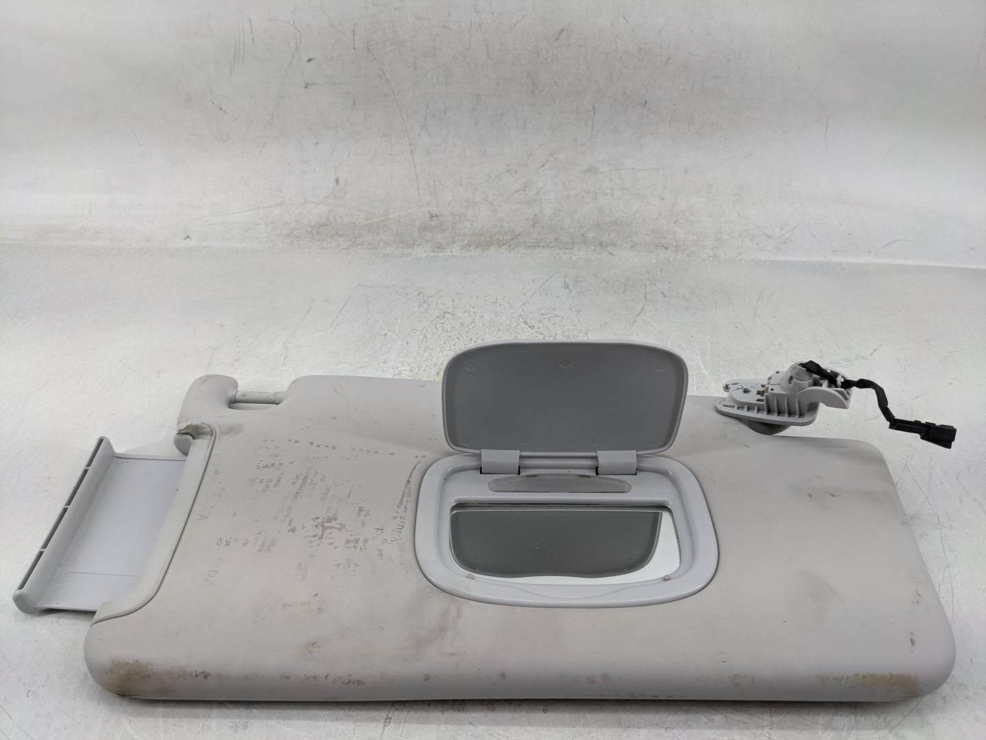 2015-2022 Jeep Renegade Sun Visor Shade Replacement Passenger Right Mirror Fits Fits 2015 2016 2017 2018 2019 2020 2021 2022