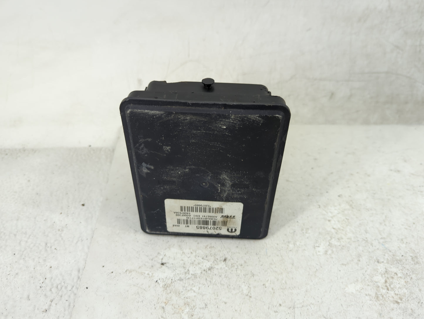 2015-2017 Jeep Renegade ABS Pump Control Module Replacement P/N:52079885 Fits Fits 2015 2016 2017 OEM Used Auto Parts - Oemu