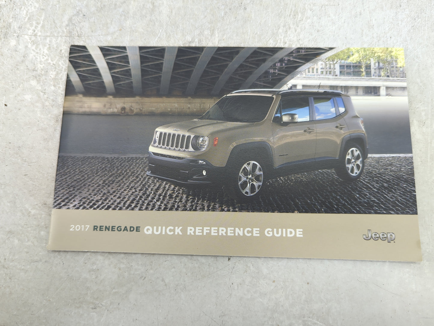 2017 Jeep Renegade Owners Manual Book Guide P/N:17BU-926-AA OEM Used Auto Parts - Oemusedautoparts1.com