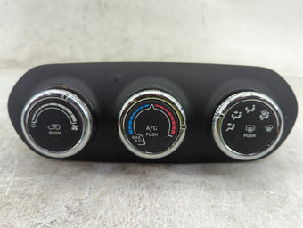 compare product 2017 Jeep Renegade Climate Control Module Temperature AC/Heater Replacement P/N:07356577920 8387442, 91563 Fits OEM Used Auto Parts