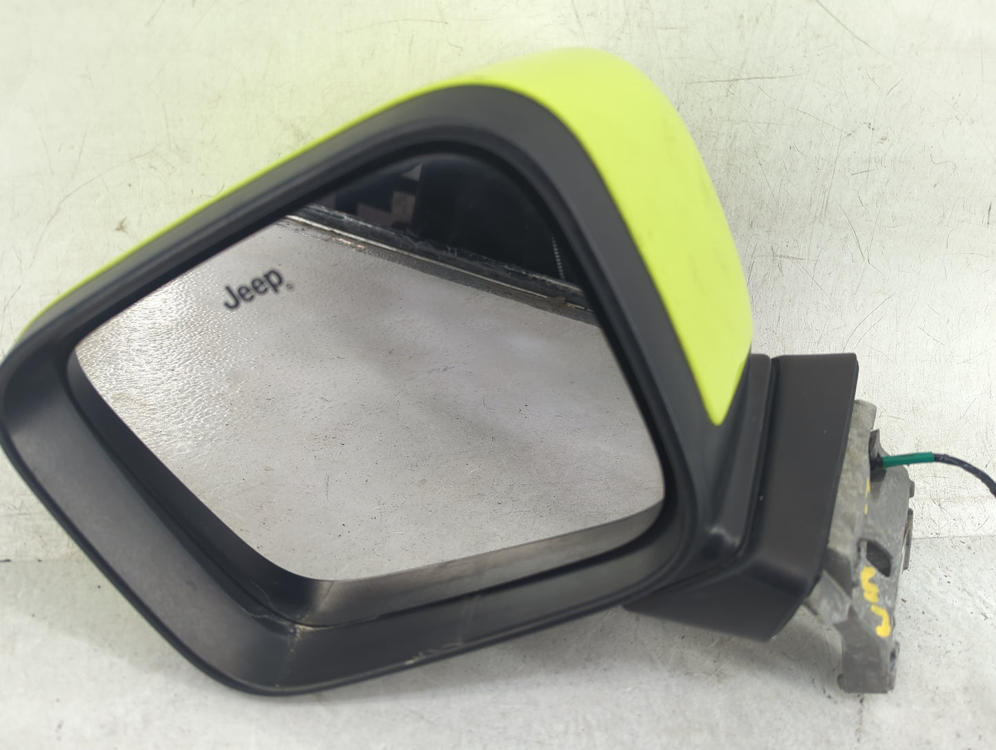 2015-2021 Jeep Renegade Driver Side View Mirror - Left Door Mirror OEM Used - Oemusedautoparts1.com