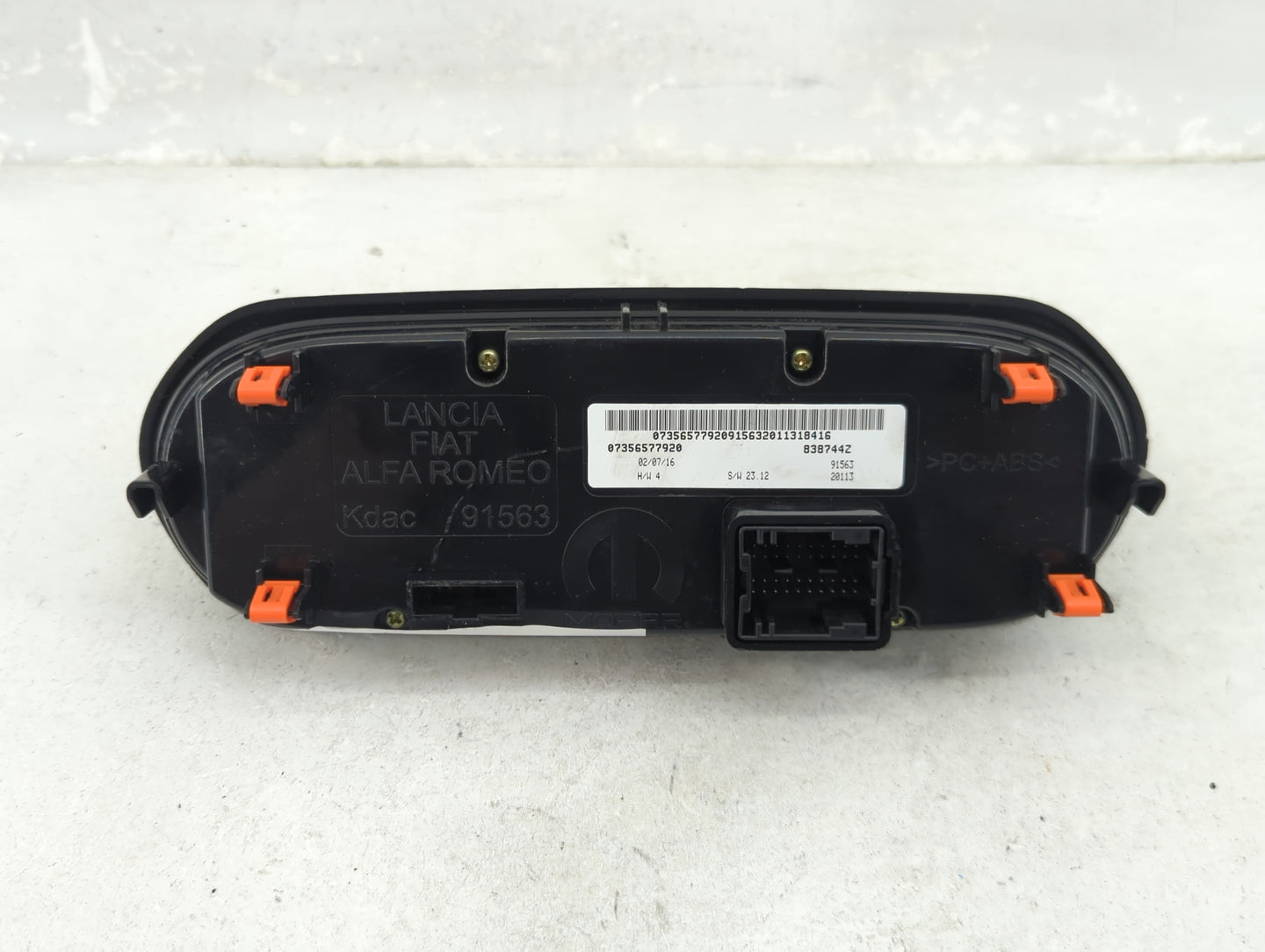 2015-2016 Jeep Renegade Climate Control Module Temperature AC/Heater Replacement P/N:07356577920 838744Z Fits Fits 2015 2016