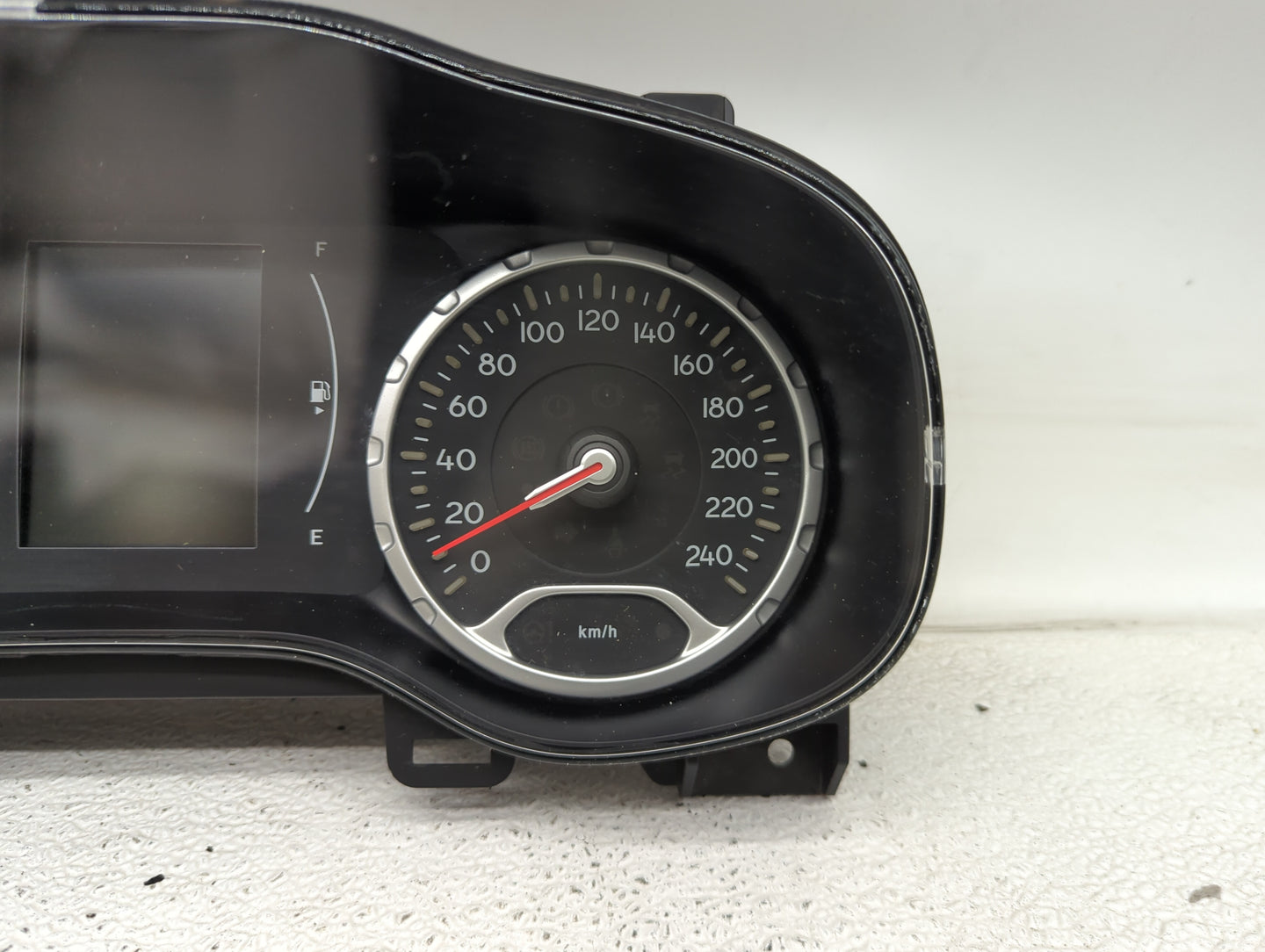2015-2017 Jeep Renegade Instrument Cluster Speedometer Gauges P/N:735656927 Miles: Fits Fits 2015 2016 2017 OEM Used Auto Pa