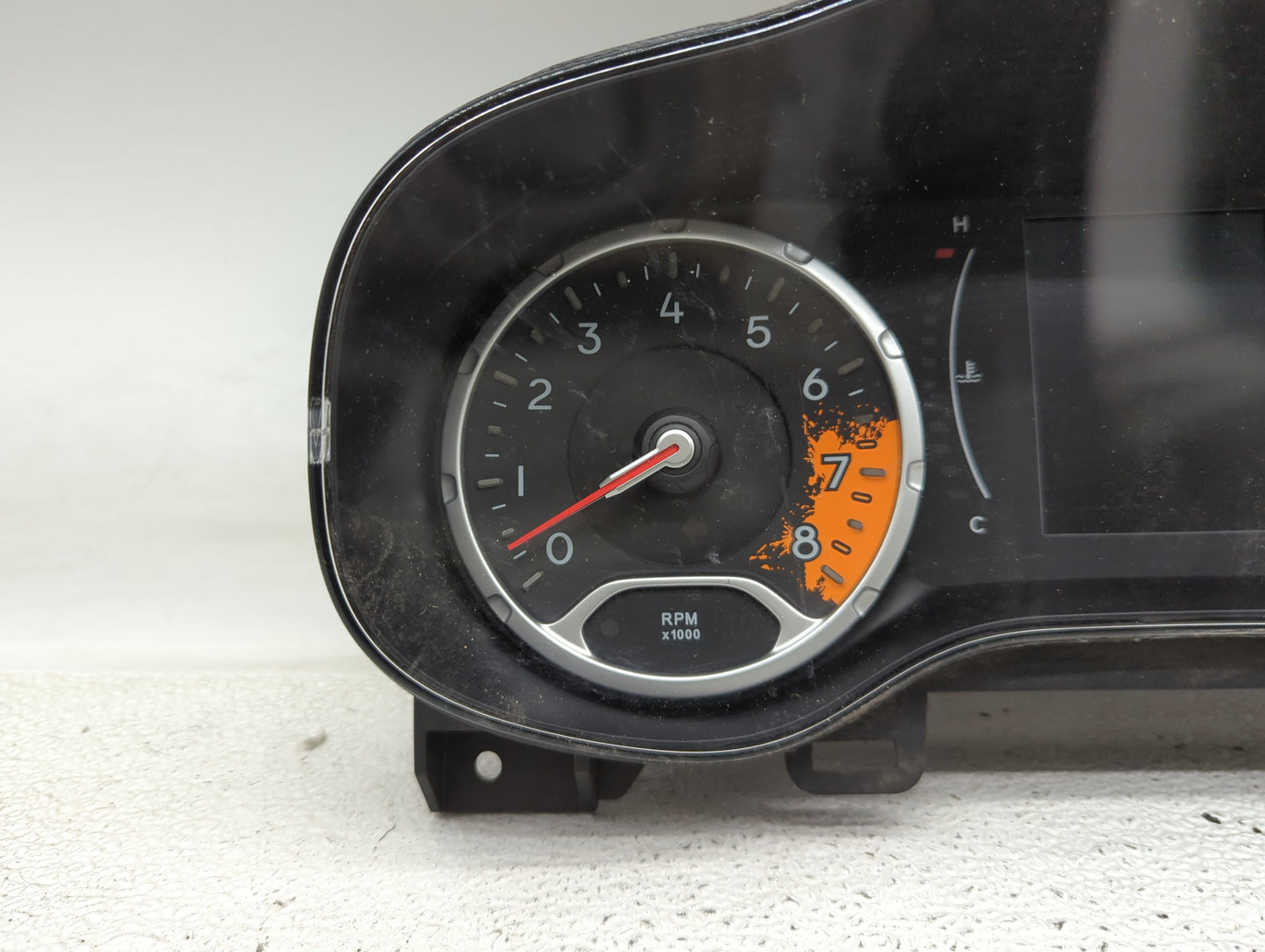 2015-2017 Jeep Renegade Instrument Cluster Speedometer Gauges Miles: Fits Fits 2015 2016 2017 OEM Used Auto Parts - Oemuseda
