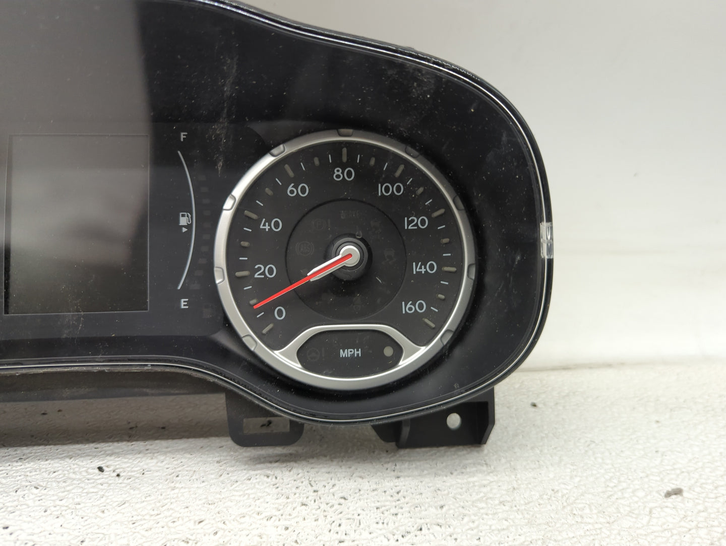 2015-2017 Jeep Renegade Instrument Cluster Speedometer Gauges Miles: Fits Fits 2015 2016 2017 OEM Used Auto Parts - Oemuseda