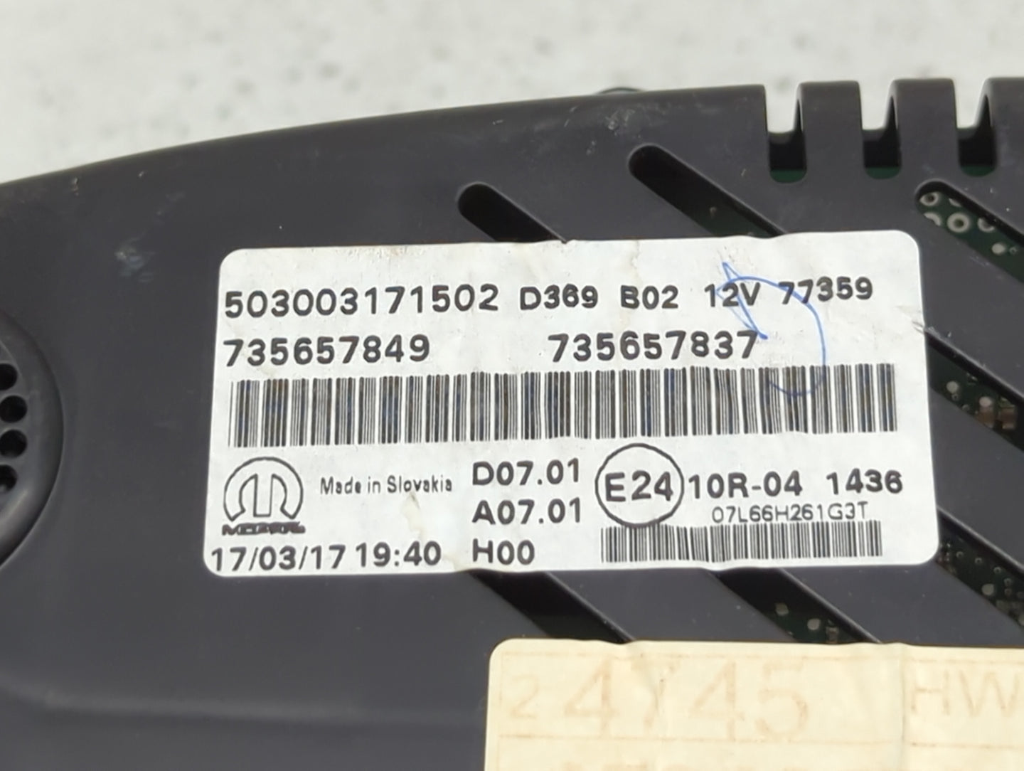 2015-2017 Jeep Renegade Instrument Cluster Speedometer Gauges Miles: Fits Fits 2015 2016 2017 OEM Used Auto Parts - Oemuseda