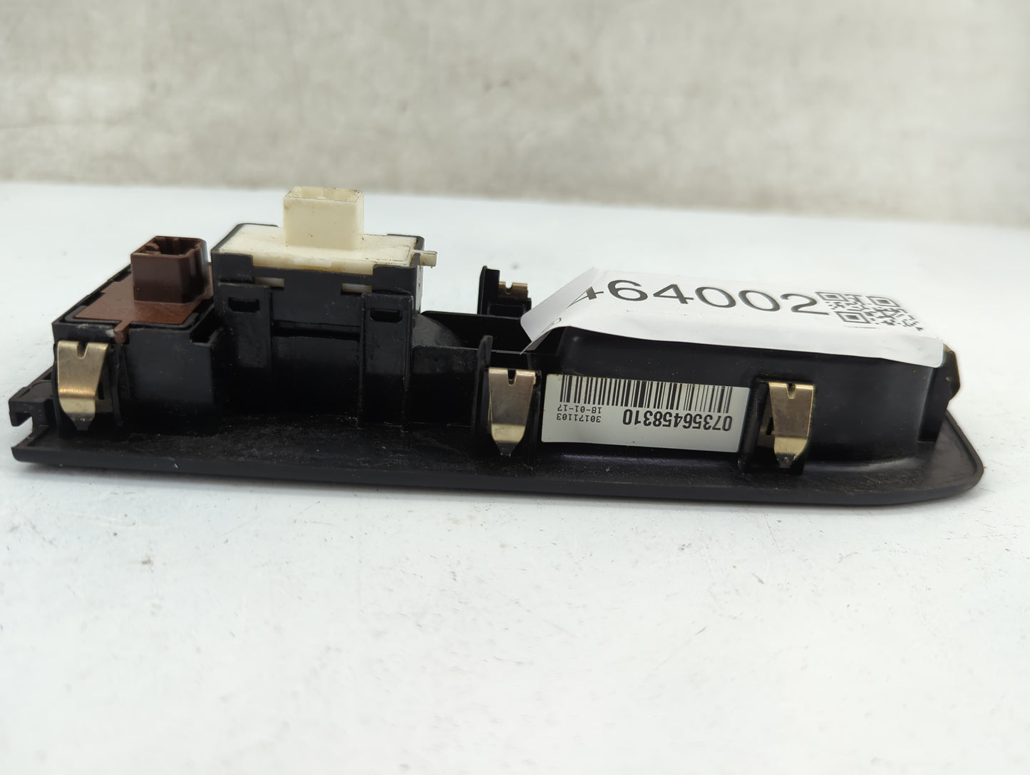2017 Jeep Renegade Driver Left Door Master Power Window Switch - Oemusedautoparts1.com