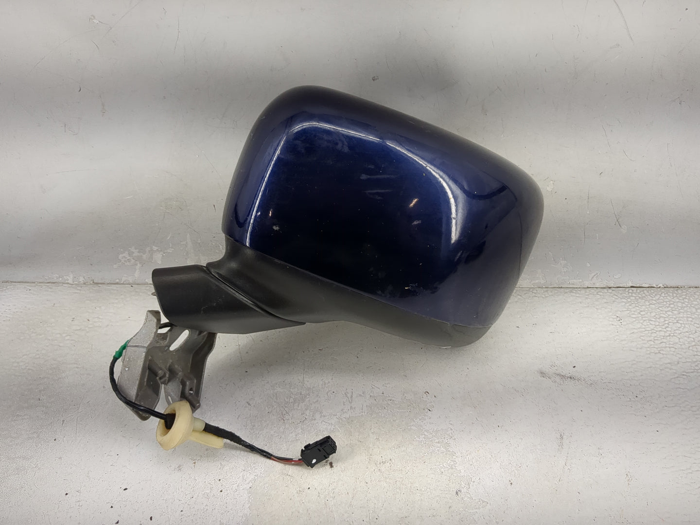 2015-2020 Jeep Renegade Driver Side View Mirror - Left Door Mirror OEM Used - Oemusedautoparts1.com