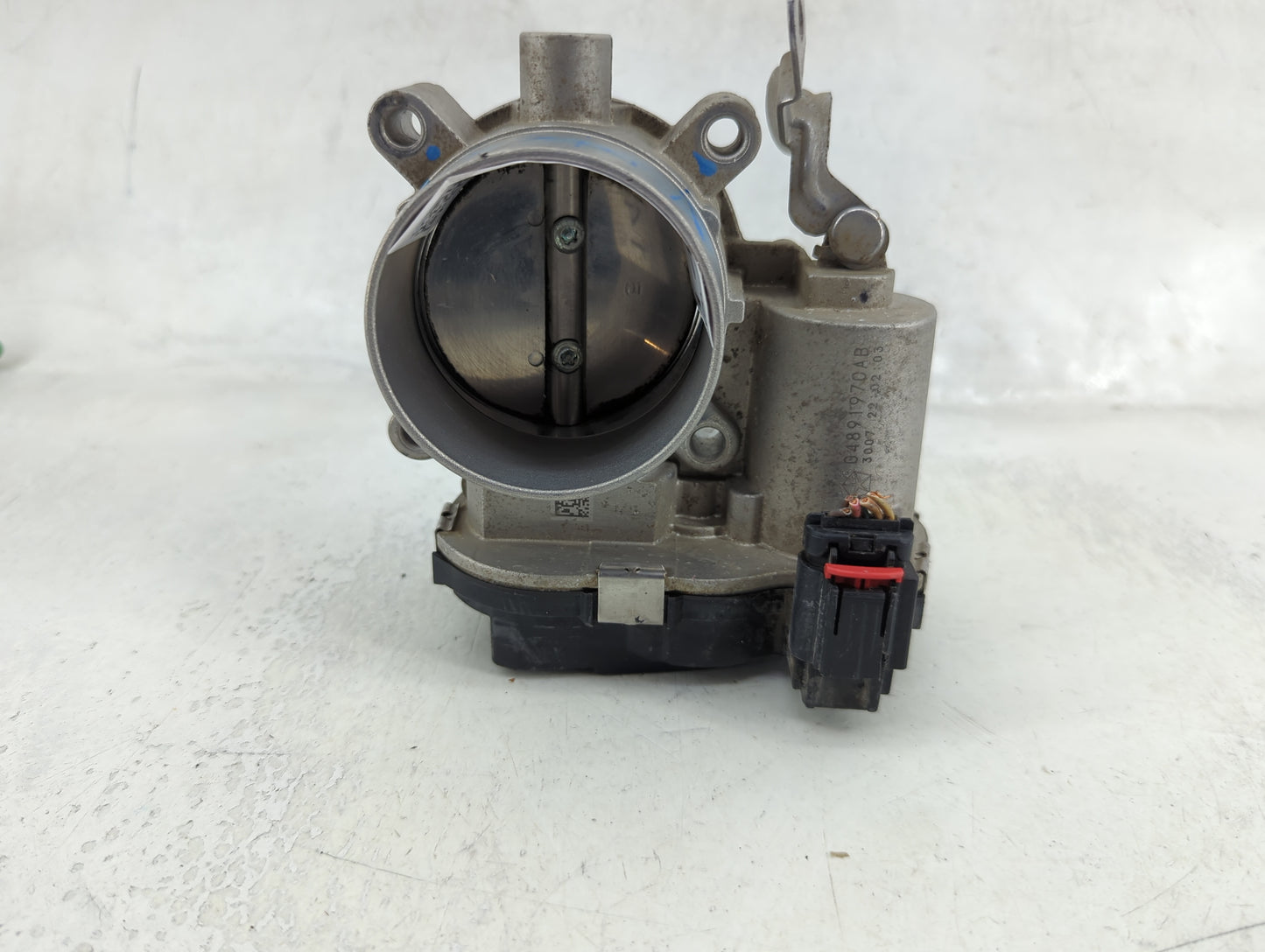 2015-2021 Jeep Renegade Throttle Body P/N:04891970AB Fits Fits 2014 2015 2016 2017 2018 2019 2020 2021 2022 OEM Used Auto Pa