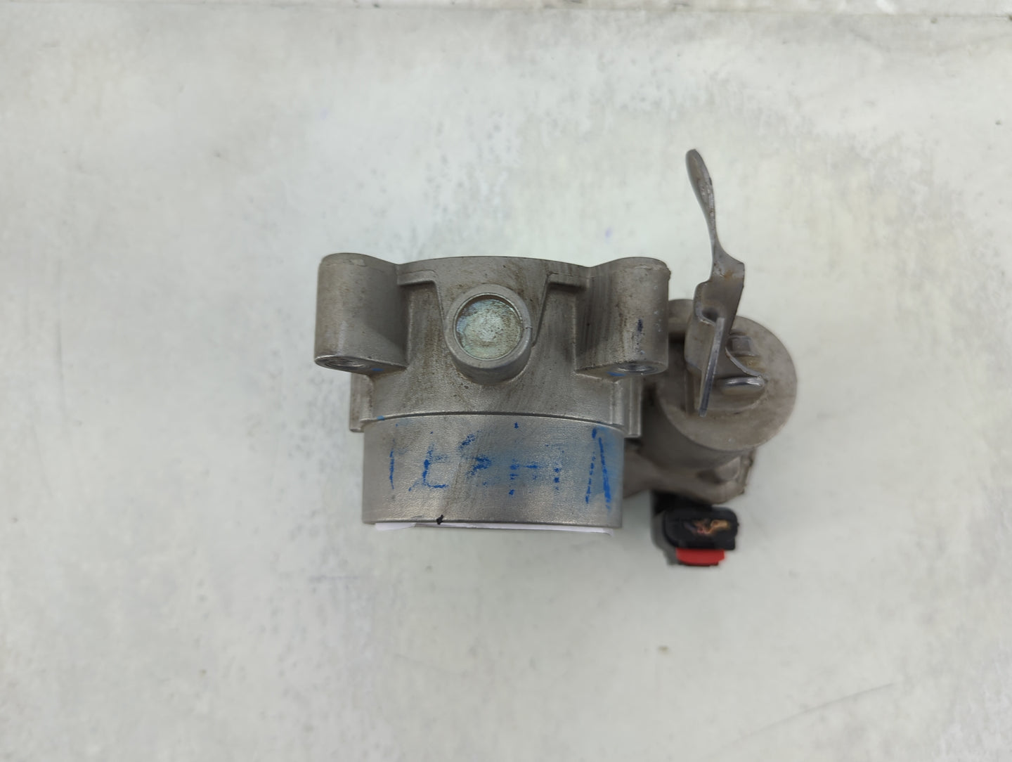 2015-2021 Jeep Renegade Throttle Body P/N:04891970AB Fits Fits 2014 2015 2016 2017 2018 2019 2020 2021 2022 OEM Used Auto Pa