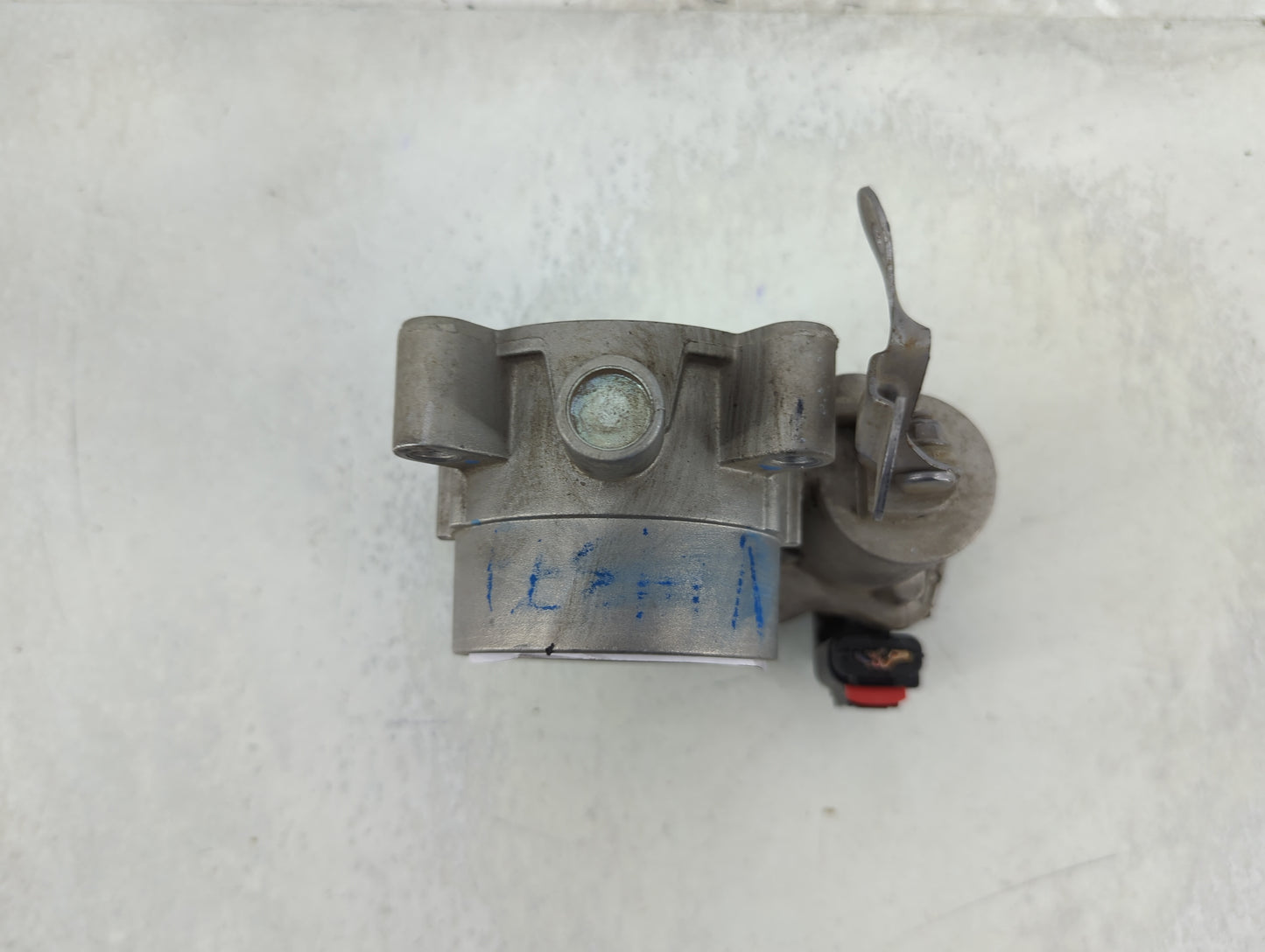 2015-2021 Jeep Renegade Throttle Body P/N:04891970AB Fits Fits 2014 2015 2016 2017 2018 2019 2020 2021 2022 OEM Used Auto Pa