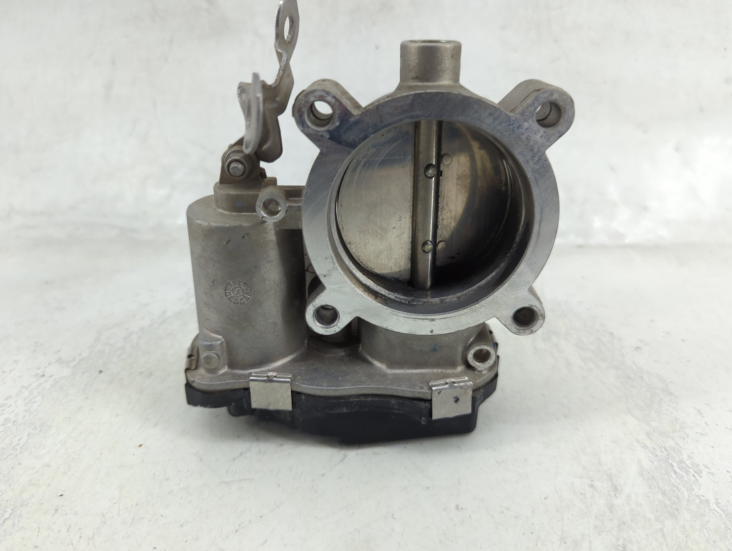 2015-2021 Jeep Renegade Throttle Body P/N:04891970AB Fits Fits 2014 2015 2016 2017 2018 2019 2020 2021 2022 OEM Used Auto Pa