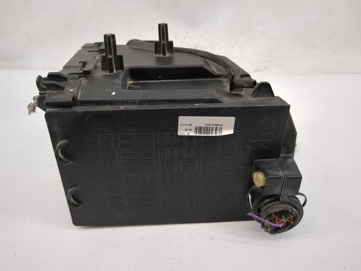 2015-2021 Jeep Renegade Fusebox Fuse Box Panel Relay Module P/N:9368201621 51925031 Fits Fits 2015 2016 2017 2018 2019 2020 