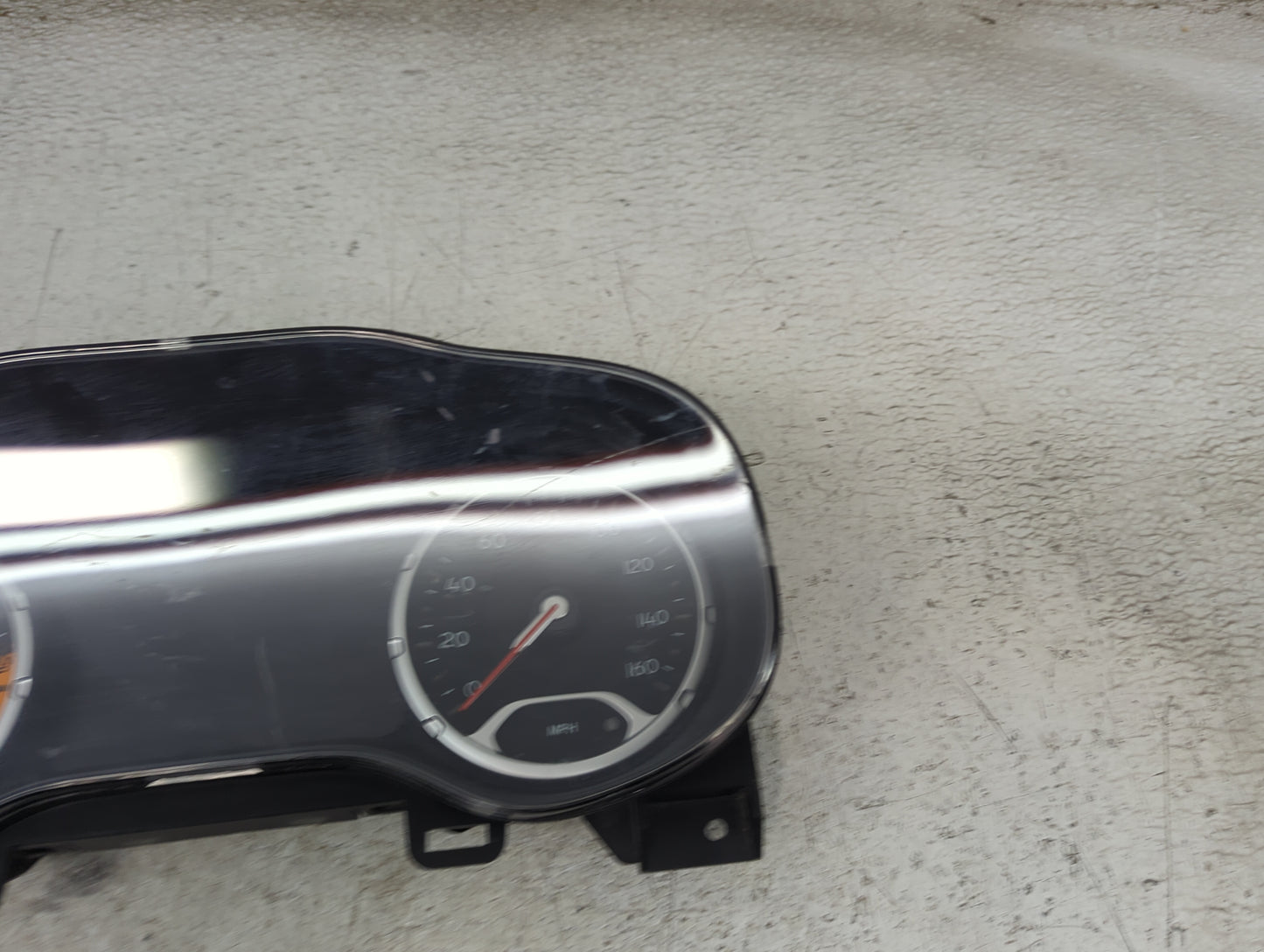 2017 Jeep Renegade Instrument Cluster Speedometer Gauges P/N:50800318250 735675552, 735674755 Miles: Fits OEM Used Auto Part