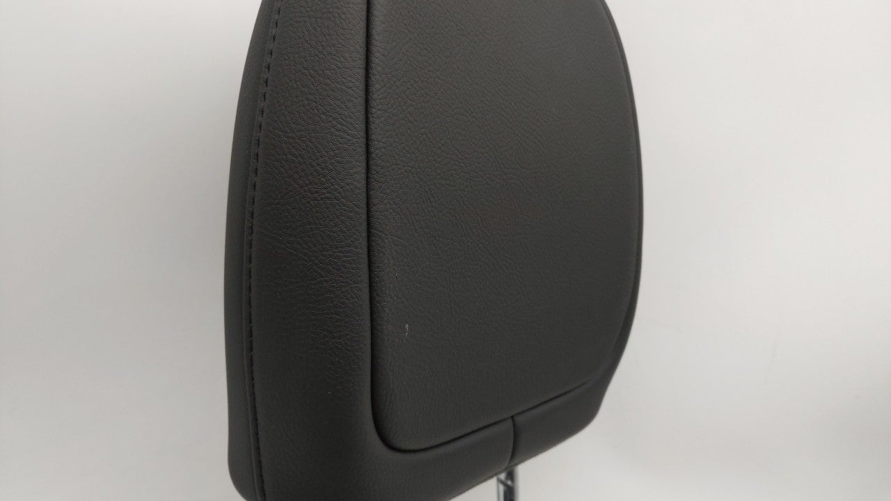 2015-2018 Jeep Renegade Headrest Head Rest Front Driver Passenger Seat - Oemusedautoparts1.com