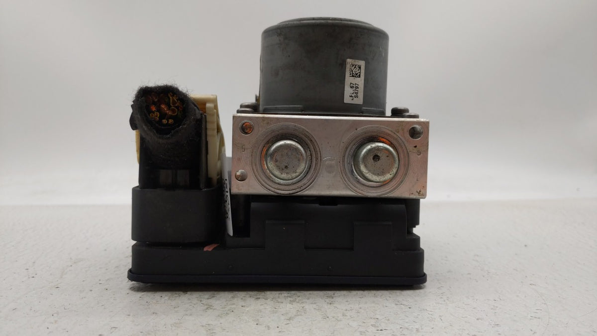 2015-2017 Jeep Renegade Anti-Lock Brake ABS Pump Module Actuator OEM P/N:52049765 52022986, 52062978 Fits Fits 2015 2016 201