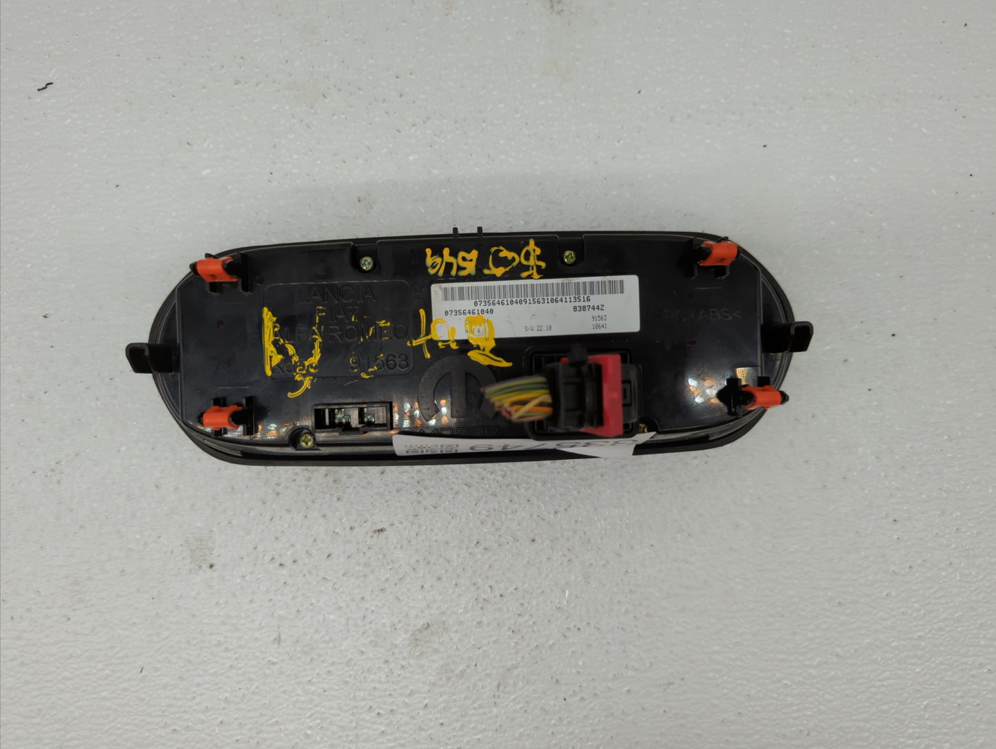 2017 Jeep Renegade Climate Control Module Temperature AC/Heater Replacement P/N:838744Z Fits OEM Used Auto Parts - Oemusedau