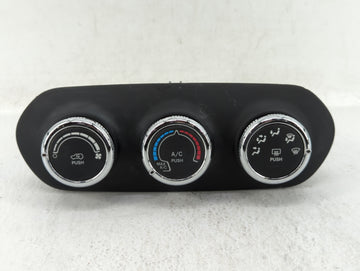 2017 Jeep Renegade Climate Control Module Temperature AC/Heater Replacement P/N:838744Z Fits OEM Used Auto Parts - Oemusedau
