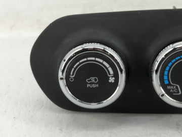 2017 Jeep Renegade Climate Control Module Temperature AC/Heater Replacement P/N:838744Z Fits OEM Used Auto Parts