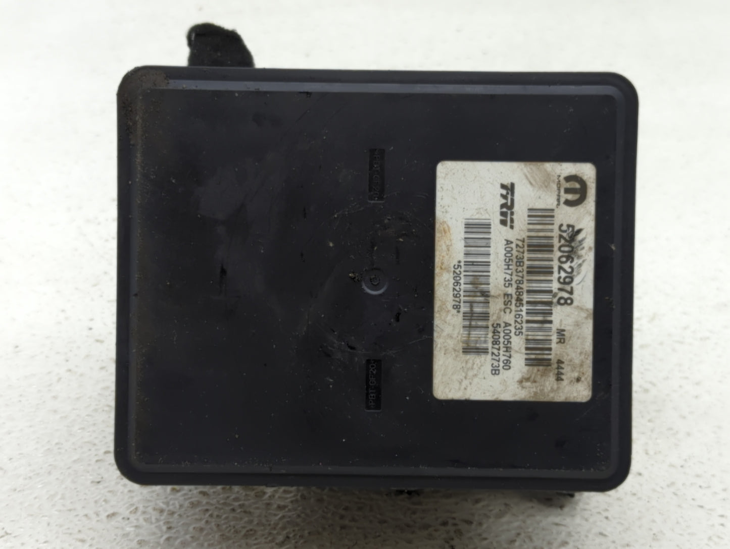 2015-2017 Jeep Renegade ABS Pump Control Module Replacement P/N:52062978 Fits Fits 2015 2016 2017 OEM Used Auto Parts - Oemu