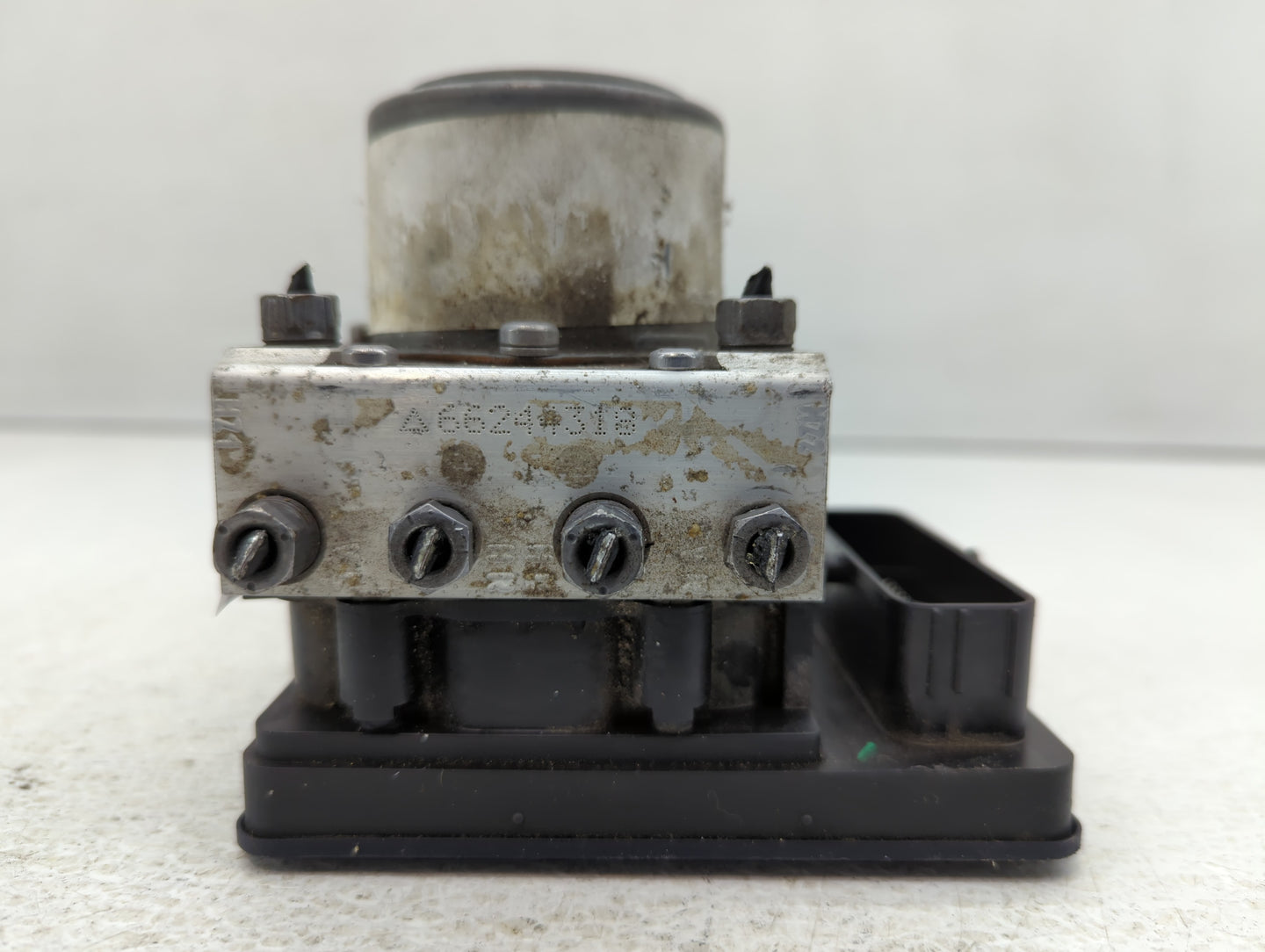 2015-2017 Jeep Renegade ABS Pump Control Module Replacement P/N:66244318 Fits Fits 2015 2016 2017 OEM Used Auto Parts - Oemu