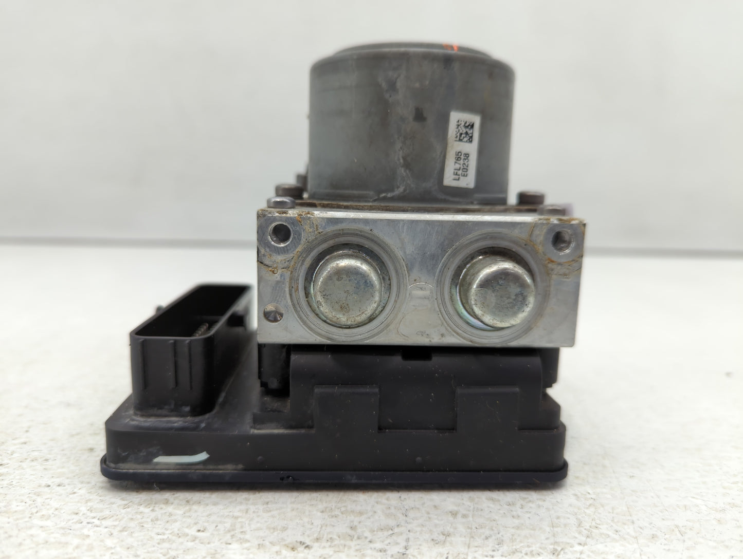 2015-2017 Jeep Renegade ABS Pump Control Module Replacement P/N:66244318 Fits Fits 2015 2016 2017 OEM Used Auto Parts - Oemu