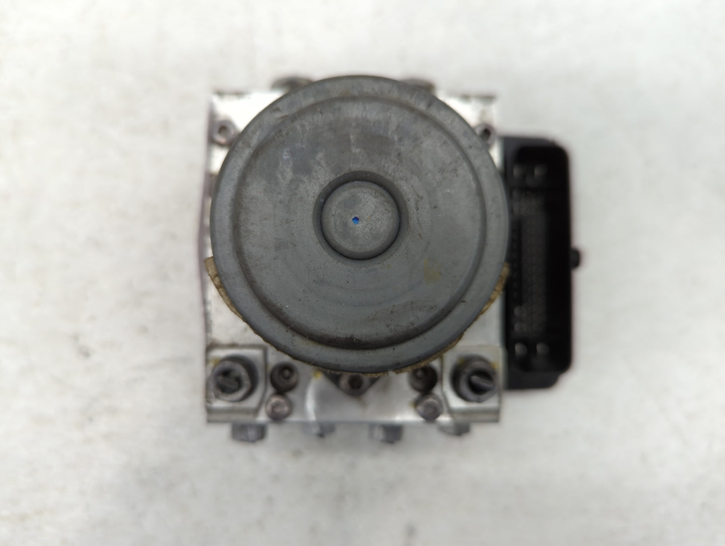 2015-2017 Jeep Renegade ABS Pump Control Module Replacement P/N:66256341 Fits Fits 2015 2016 2017 OEM Used Auto Parts - Oemu