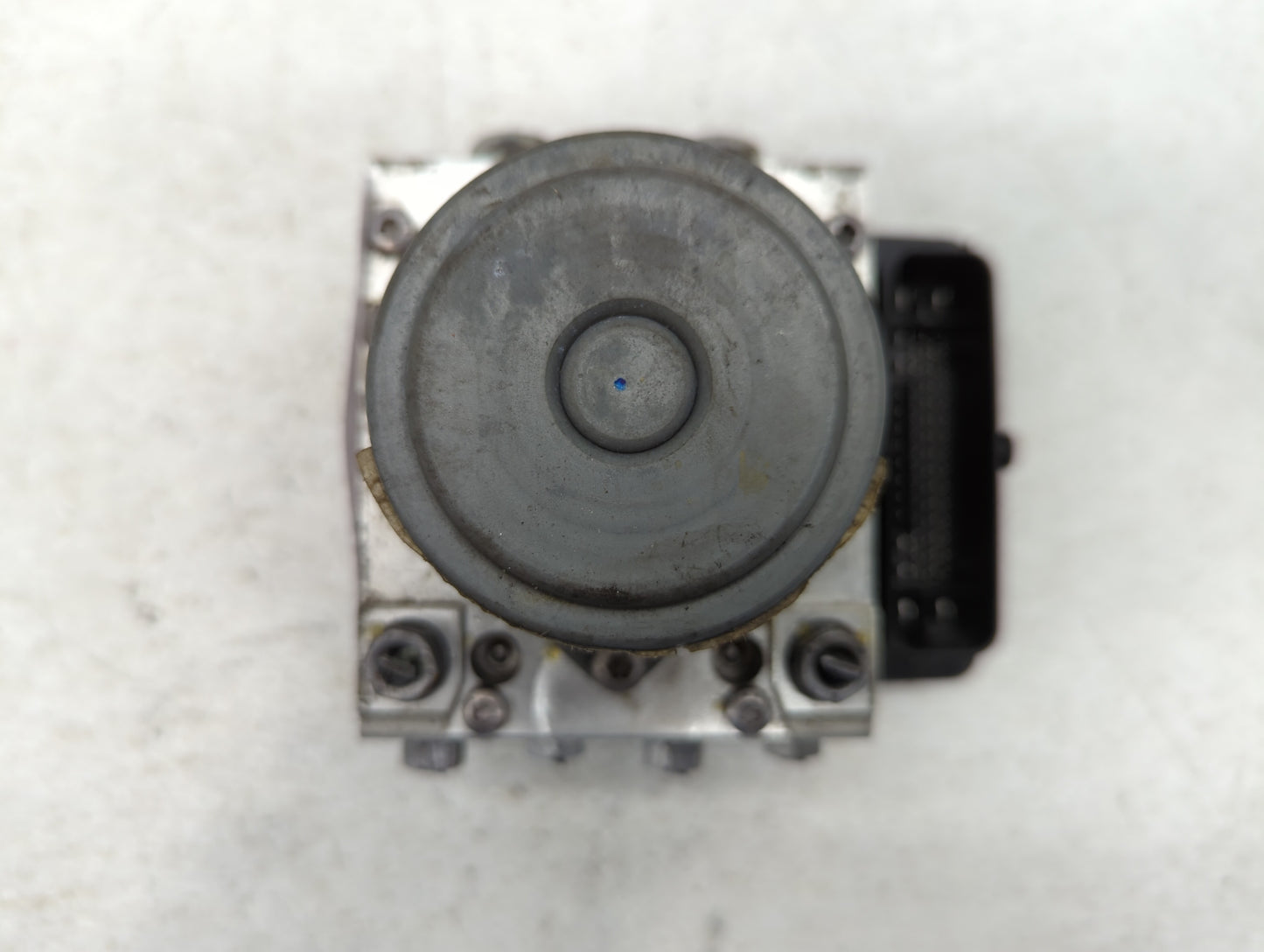 2015-2017 Jeep Renegade ABS Pump Control Module Replacement P/N:66256341 Fits Fits 2015 2016 2017 OEM Used Auto Parts - Oemu