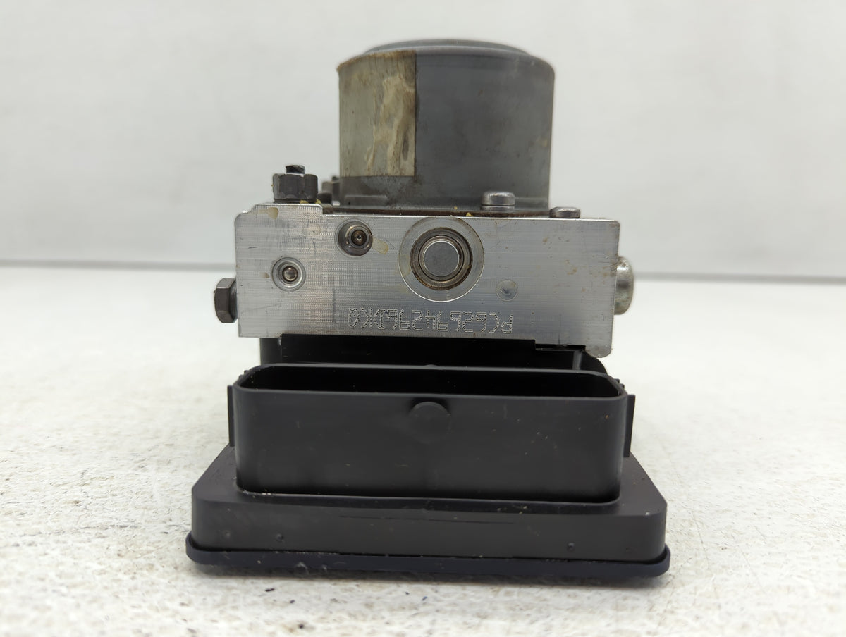 2015-2017 Jeep Renegade Anti-Lock Brake ABS Pump Module Actuator OEM P/N:66256341 Fits Fits 2015 2016 2017 OEM Used Auto Par