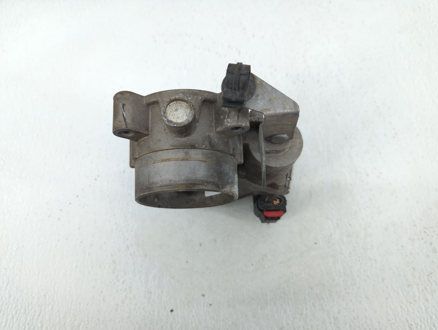 2015-2021 Jeep Renegade Throttle Body P/N:04891970AB Fits Fits 2014 2015 2016 2017 2018 2019 2020 2021 2022 OEM Used Auto Pa