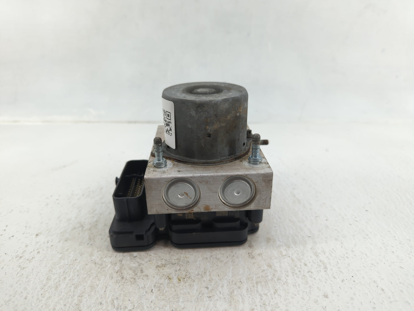 2015-2017 Jeep Renegade ABS Pump Control Module Replacement P/N:FK41-2C405-AC Fits Fits 2015 2016 2017 OEM Used Auto Parts -