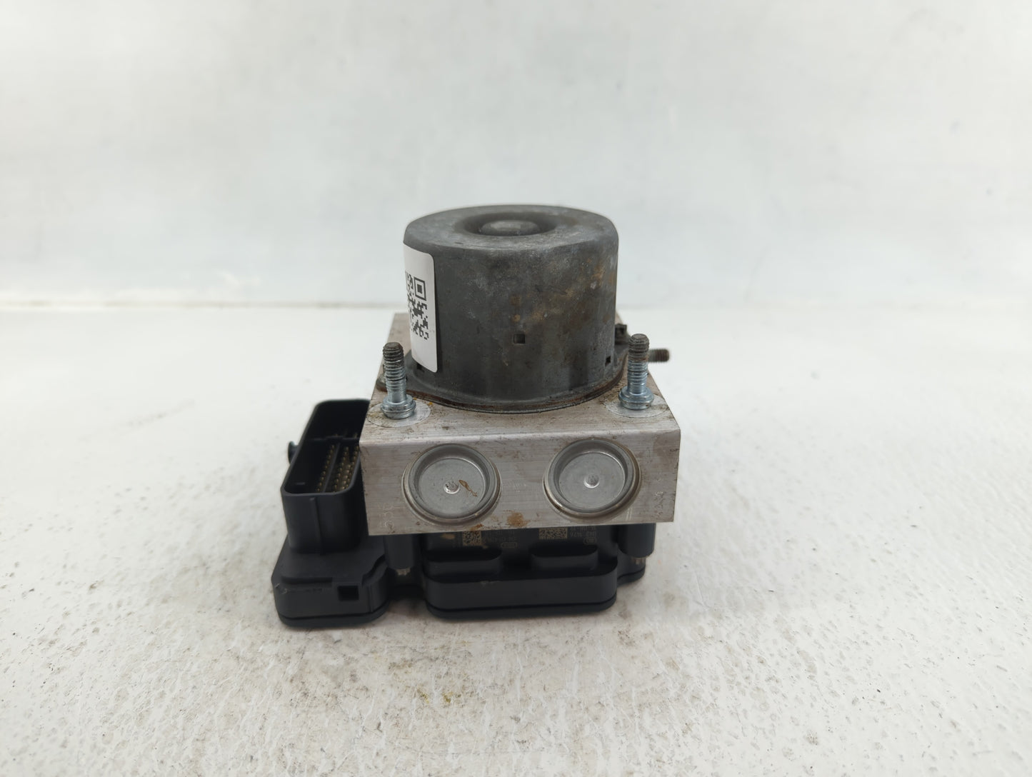 2015-2017 Jeep Renegade ABS Pump Control Module Replacement P/N:FK41-2C405-AC Fits Fits 2015 2016 2017 OEM Used Auto Parts -