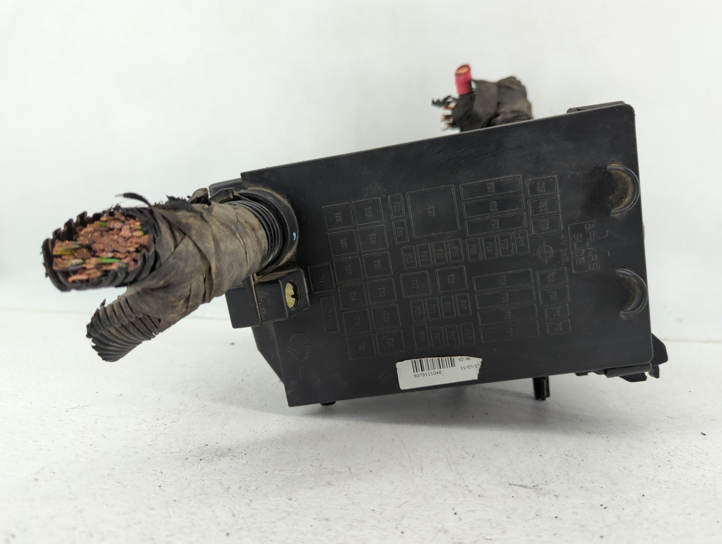 2015-2021 Jeep Renegade Fusebox Fuse Box Panel Relay Module P/N:52027004 Fits Fits 2015 2016 2017 2018 2019 2020 2021 OEM Us