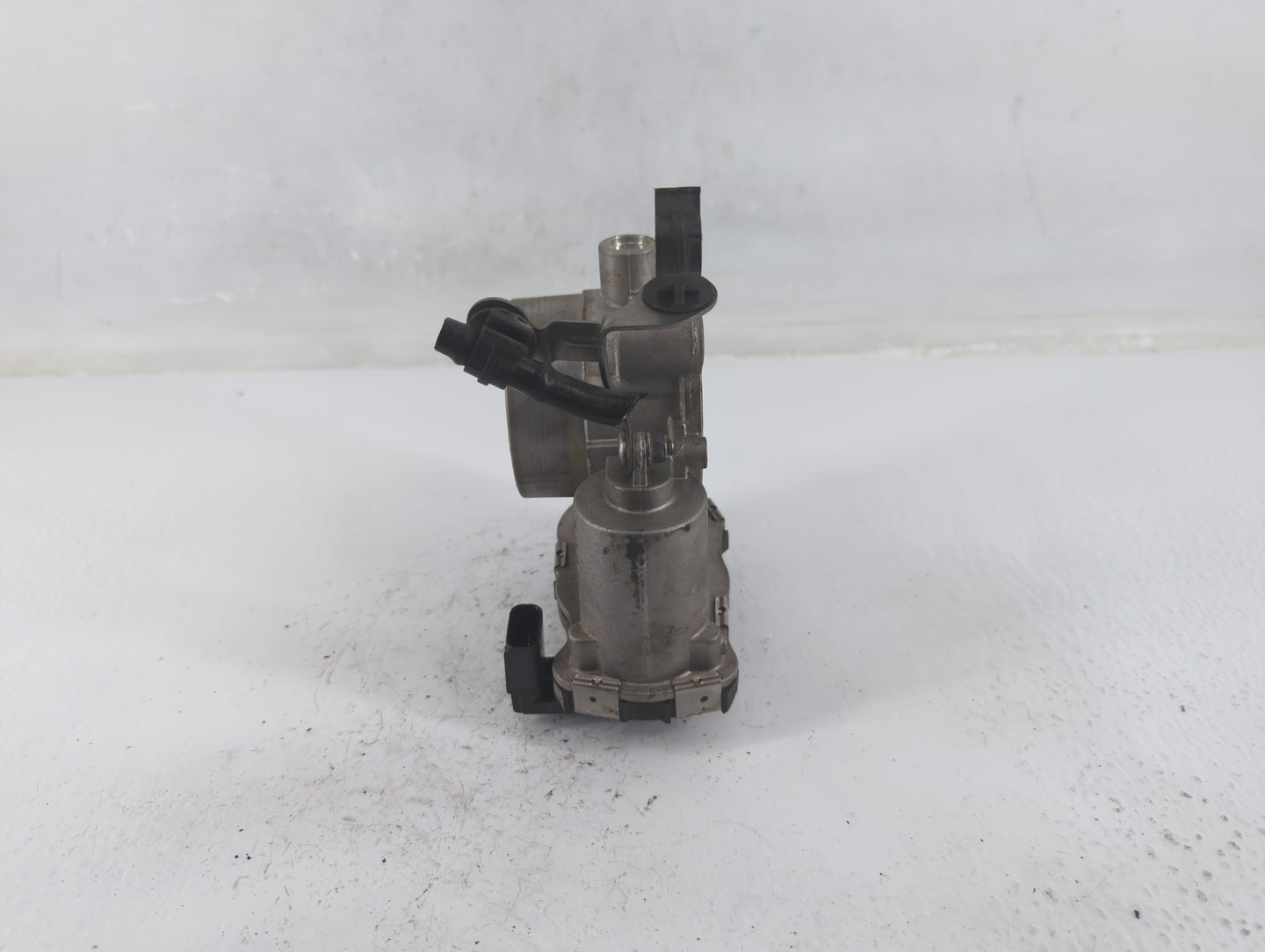 2015-2021 Jeep Renegade Throttle Body P/N:04891970AB Fits Fits 2014 2015 2016 2017 2018 2019 2020 2021 2022 OEM Used Auto Pa