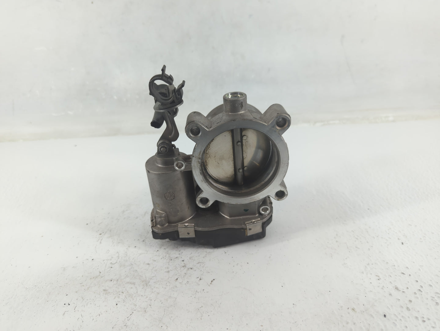 2015-2021 Jeep Renegade Throttle Body P/N:04891970AB Fits Fits 2014 2015 2016 2017 2018 2019 2020 2021 2022 OEM Used Auto Pa