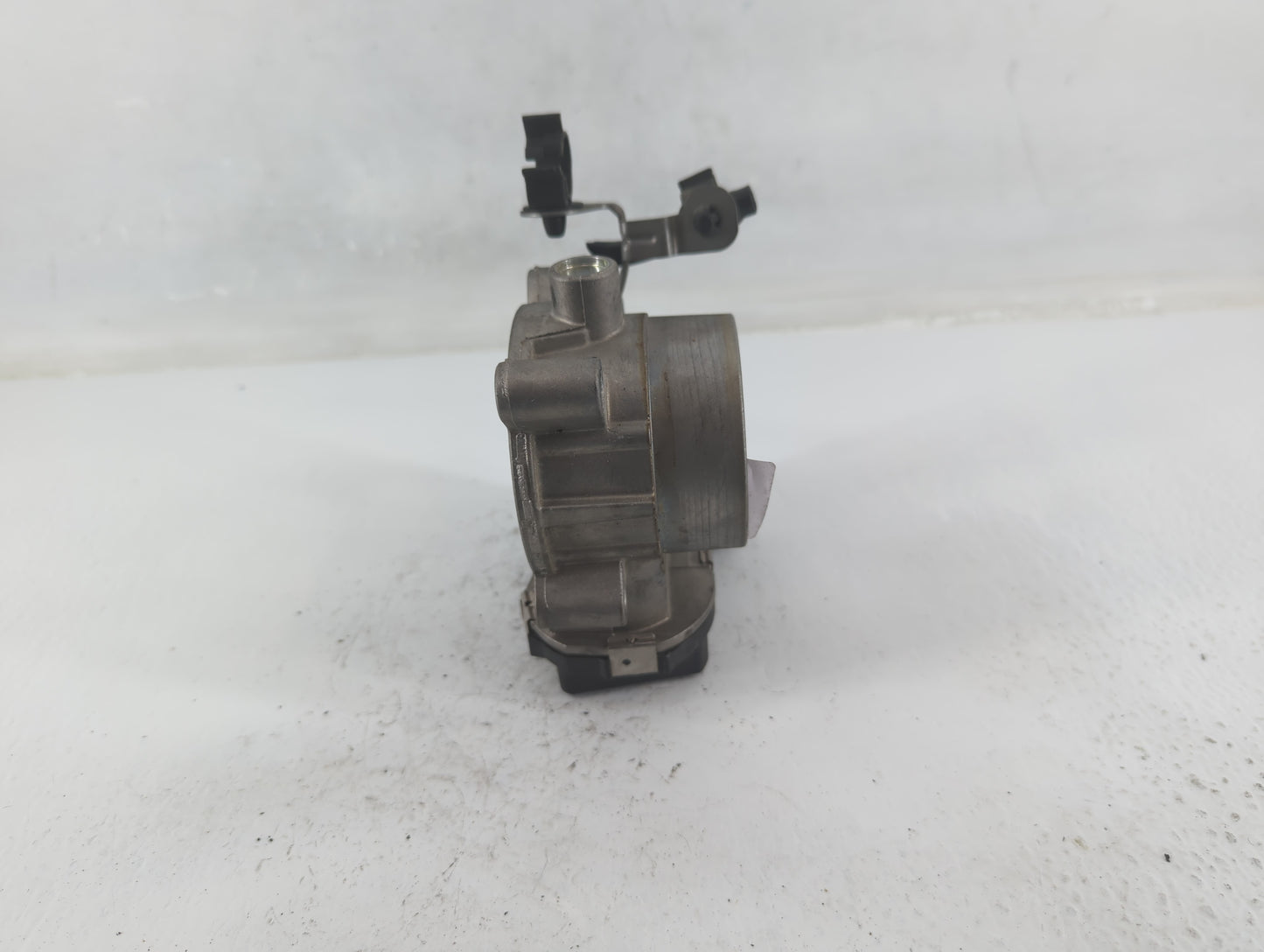 2015-2021 Jeep Renegade Throttle Body P/N:04891970AB Fits Fits 2014 2015 2016 2017 2018 2019 2020 2021 2022 OEM Used Auto Pa