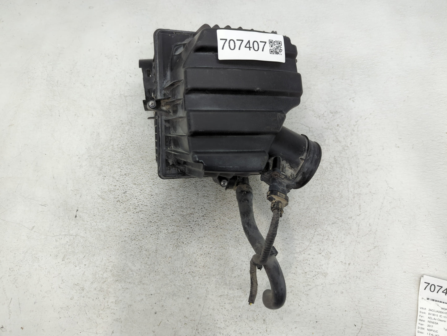2017-2017 Jeep Renegade Air Cleaner Intake-duct Hose Tube - Oemusedautoparts1.com