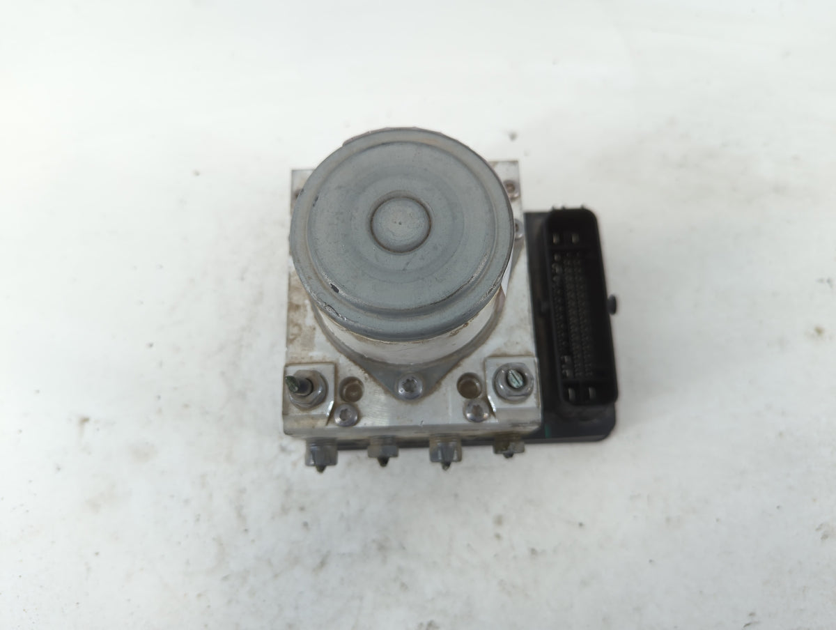 2015-2017 Jeep Renegade Anti-Lock Brake ABS Pump Module Actuator OEM P/N:52062978 Fits Fits 2015 2016 2017 OEM Used Auto Par