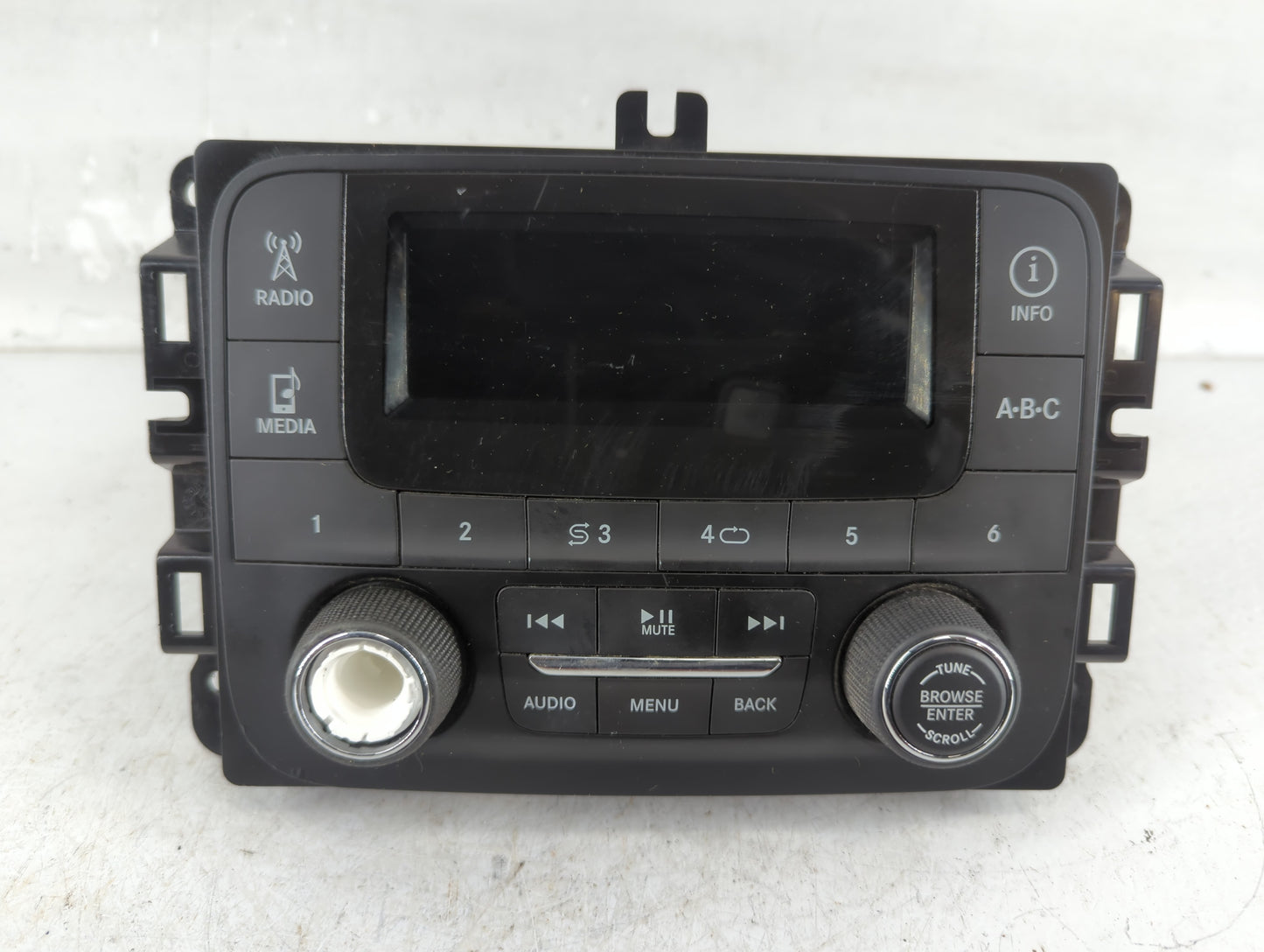 2017 Jeep Renegade Radio AM FM Cd Player Receiver Replacement P/N:07356725020 30540 Fits OEM Used Auto Parts - Oemusedautopa
