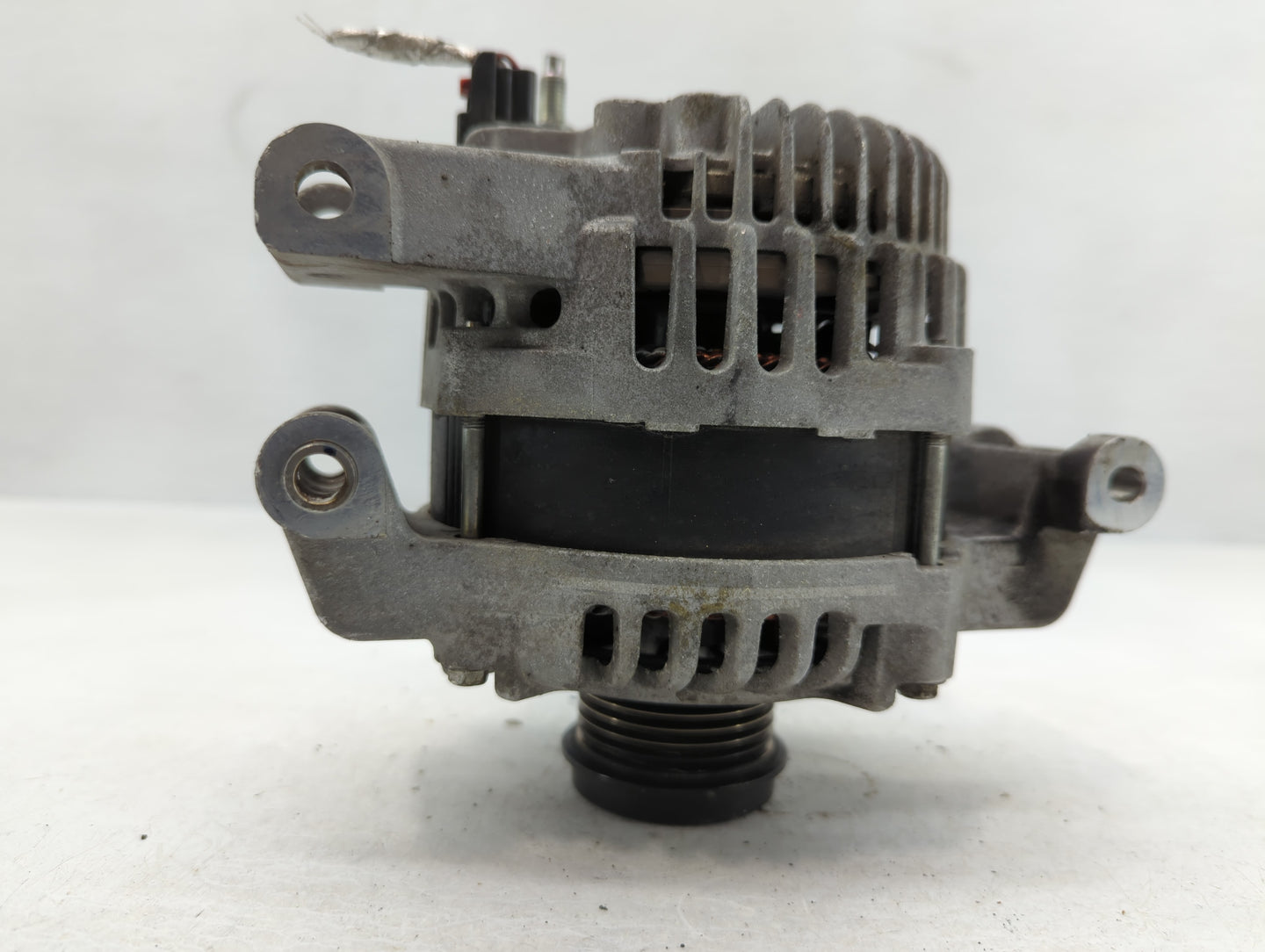 2015-2021 Jeep Renegade Alternator Replacement Generator Charging Assembly Engine OEM P/N:56029624AB Fits OEM Used Auto Part