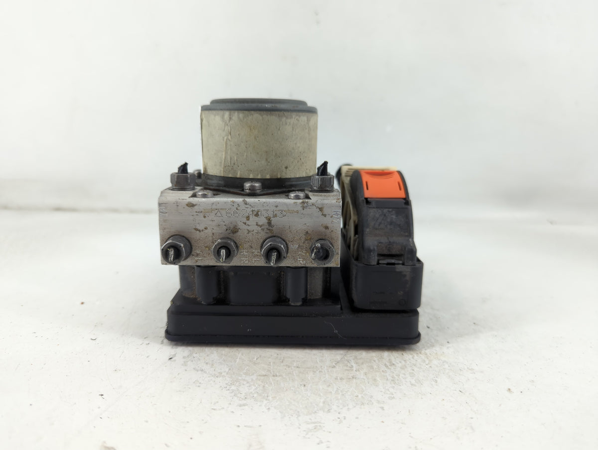 2015-2017 Jeep Renegade Anti-Lock Brake ABS Pump Module Actuator OEM P/N:52062978 Fits Fits 2015 2016 2017 OEM Used Auto Par