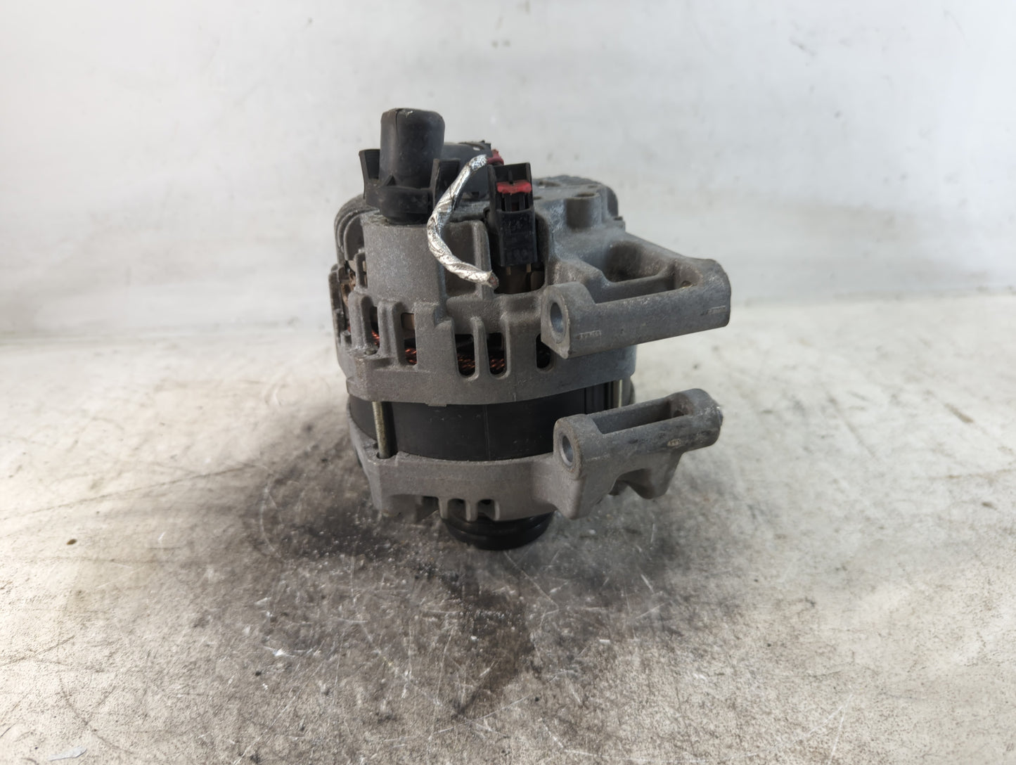 2015-2021 Jeep Renegade Alternator Replacement Generator Charging Assembly Engine OEM P/N:56029624AB Fits OEM Used Auto Part